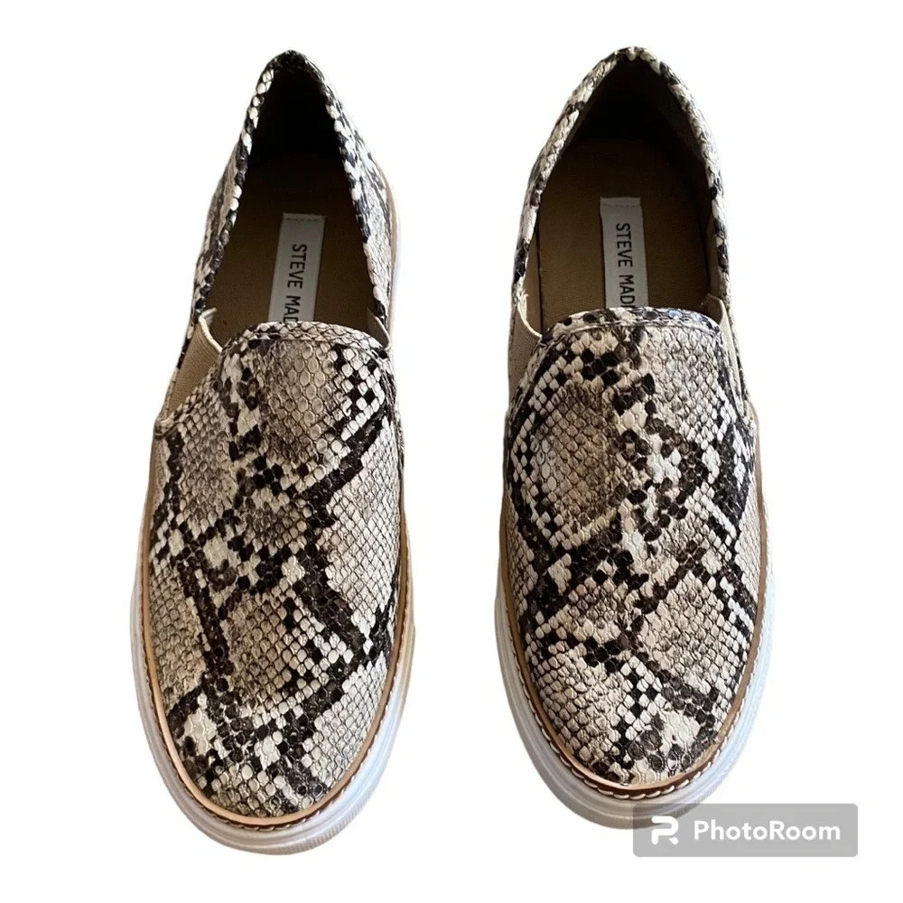 Steve Madden steve madden